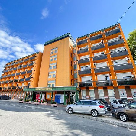 Tisza Sport Hotel Szeged Ngoại thất bức ảnh