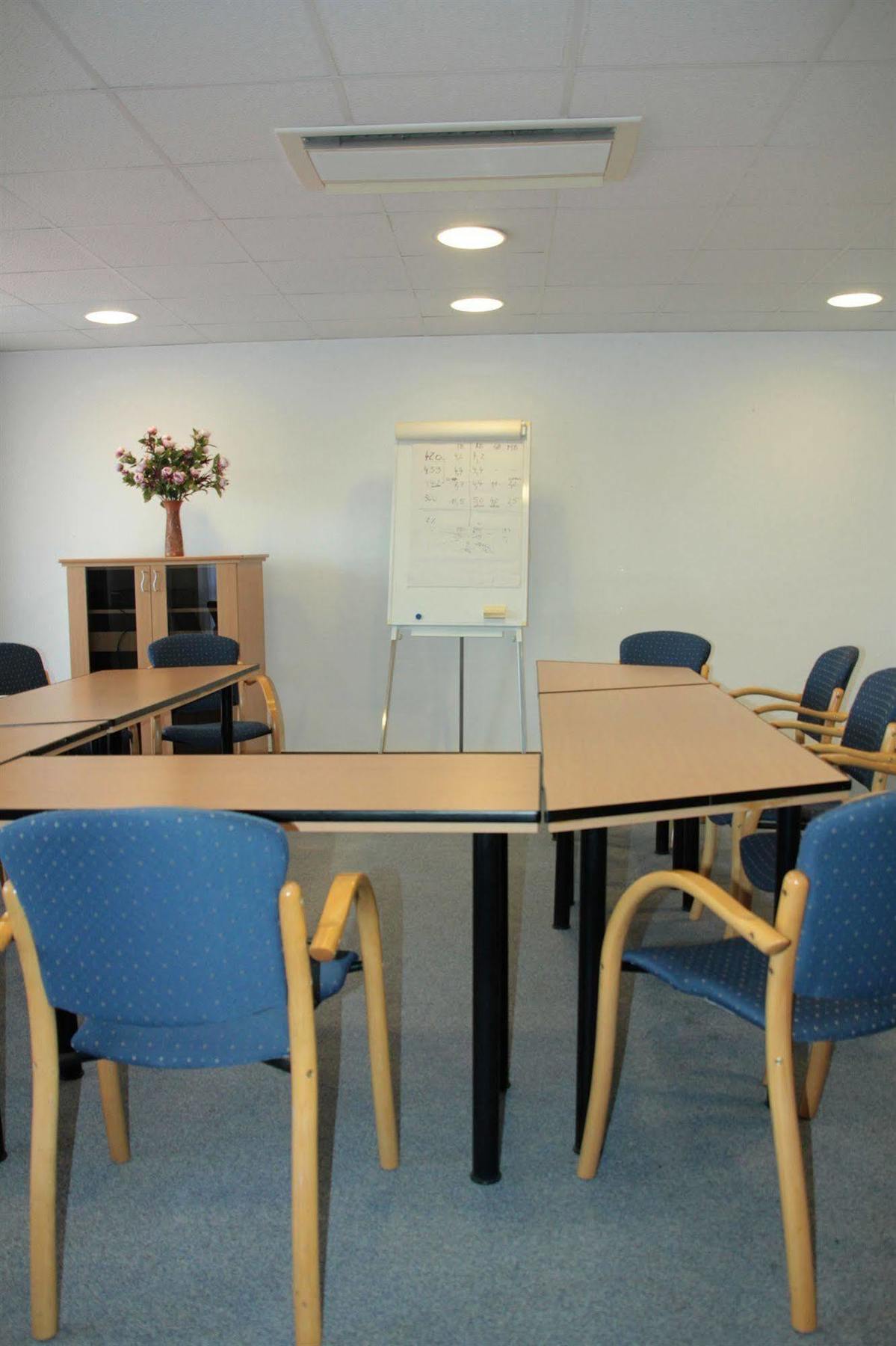 Tisza Sport Hotel Szeged Ngoại thất bức ảnh